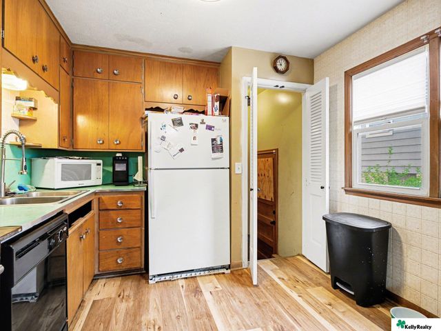 4618 N 55th Street, Omaha, NE 68104