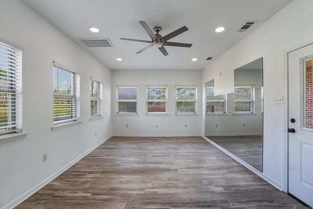 30130 Mayer St, Walker, LA 70785