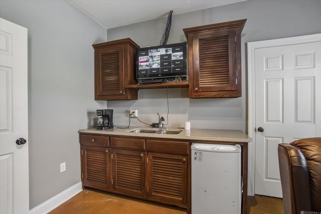 30130 Mayer St, Walker, LA 70785