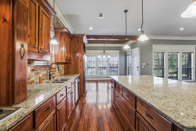 30130 Mayer St, Walker, LA 70785