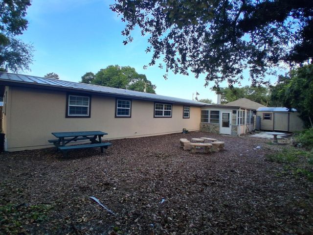 320 Lobelia RD, St Augustine, FL 32086