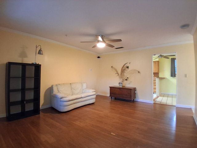 320 Lobelia RD, St Augustine, FL 32086