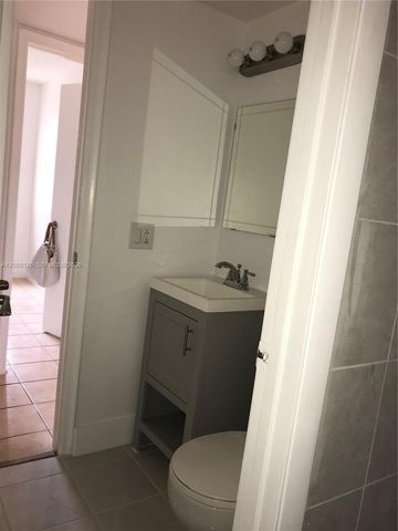 666 NW 114th Avenue 203, Sweetwater, FL 33172