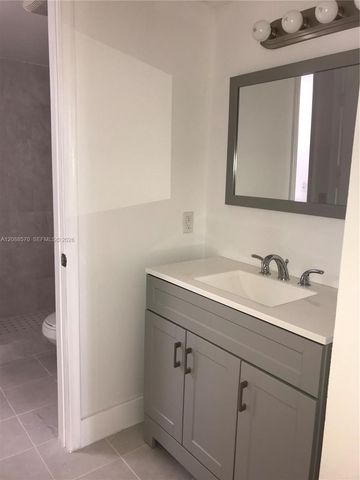 666 NW 114th Avenue 203, Sweetwater, FL 33172