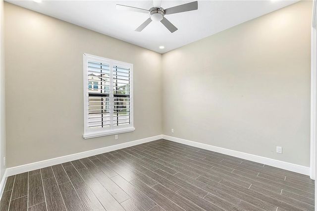 11835 S Baypoint Cir, Parkland, FL 33076