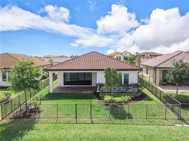 11835 S Baypoint Cir, Parkland, FL 33076