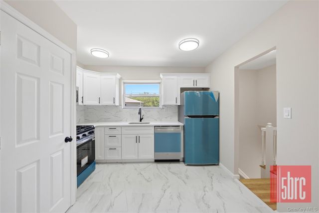 1204 E 72nd Street, Brooklyn, NY 11234