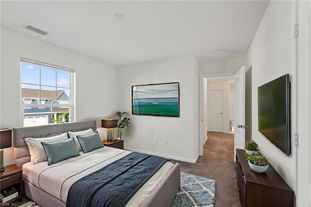 196 Norfleet LN, Suffolk, VA 23434