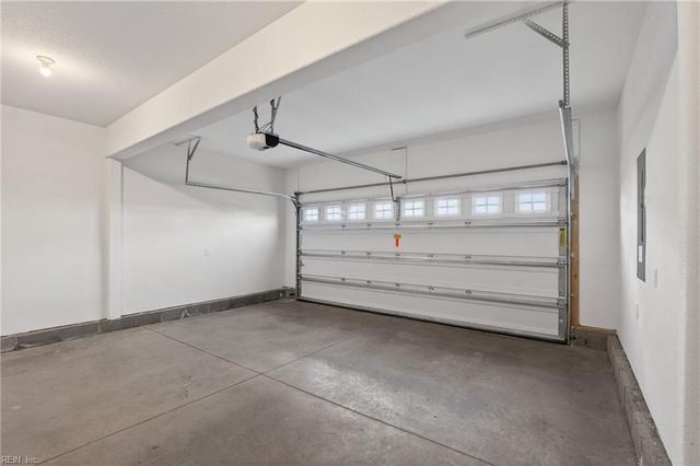 196 Norfleet LN, Suffolk, VA 23434