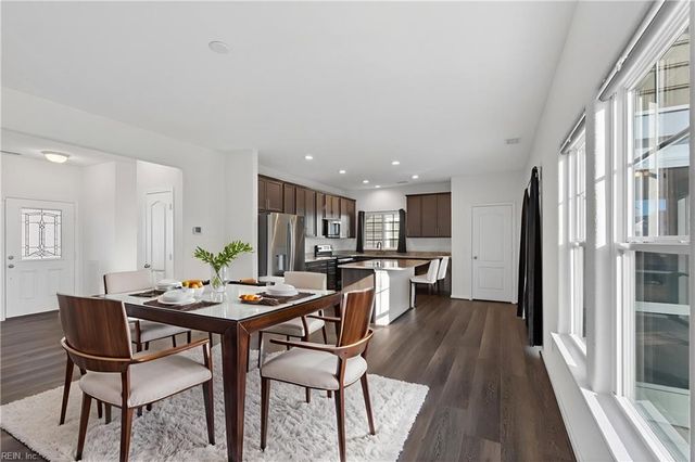 196 Norfleet LN, Suffolk, VA 23434