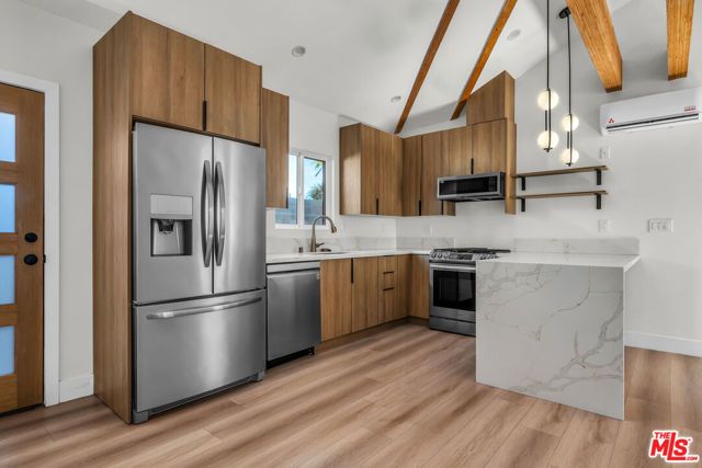 2766 N Frederic Street, Burbank, CA 91504