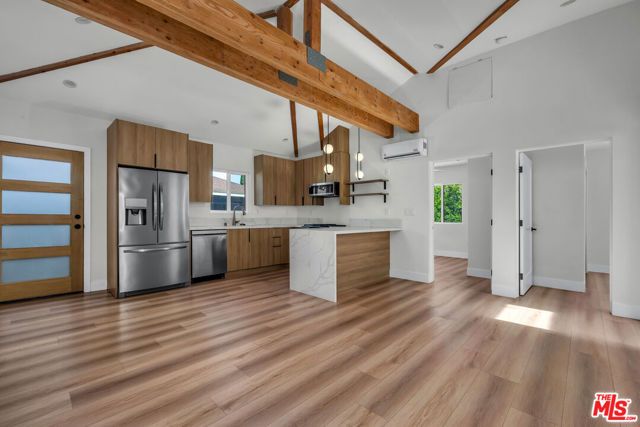 2766 N Frederic Street, Burbank, CA 91504
