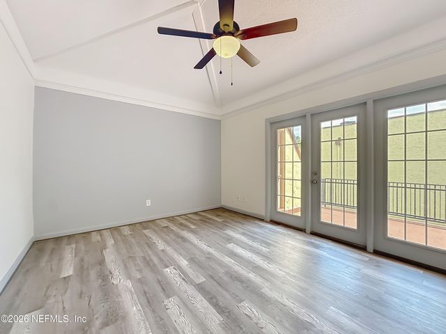 6515 W LA MIRADA Drive 2, Jacksonville, FL 32217