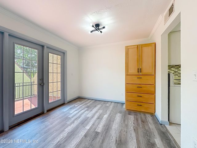 6515 W LA MIRADA Drive 2, Jacksonville, FL 32217