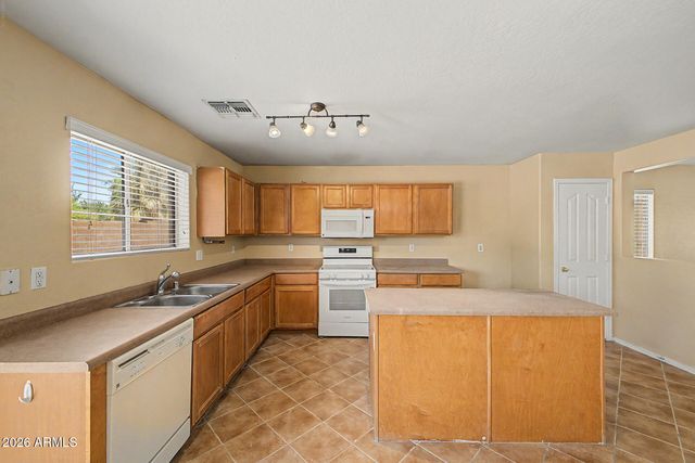 15940 W CROCUS Drive, Surprise, AZ 85379