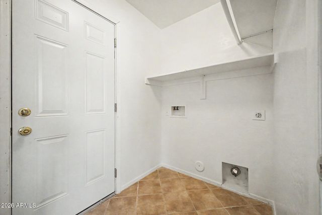 15940 W CROCUS Drive, Surprise, AZ 85379