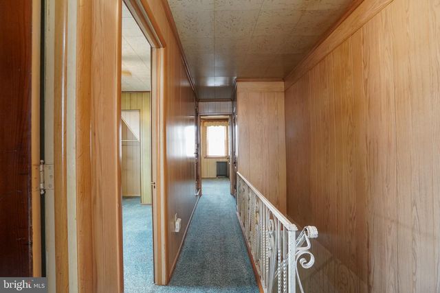 31 POWELL ST, Lansford, PA 18232