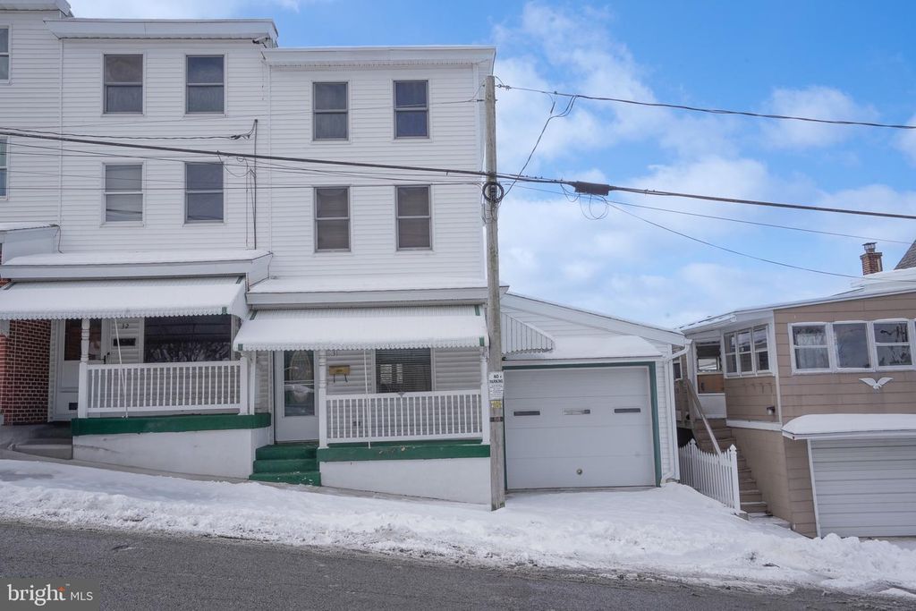 31 POWELL ST, Lansford, PA 18232