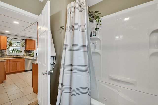 542 North St, Fitchburg, MA 01420