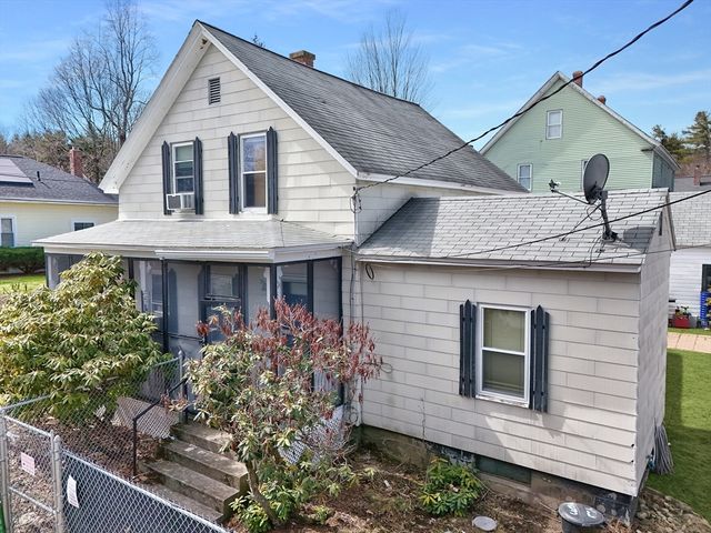 542 North St, Fitchburg, MA 01420