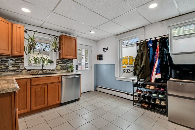 542 North St, Fitchburg, MA 01420
