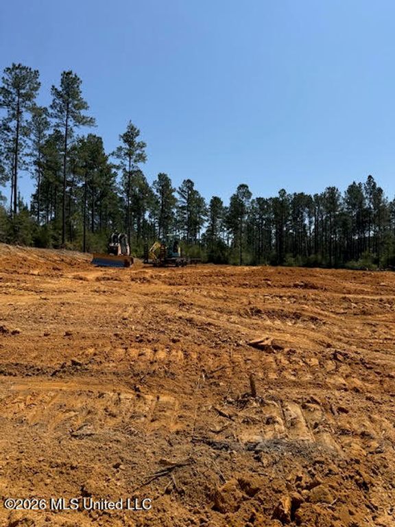 S Carr Bridge Road, Biloxi, MS 39532