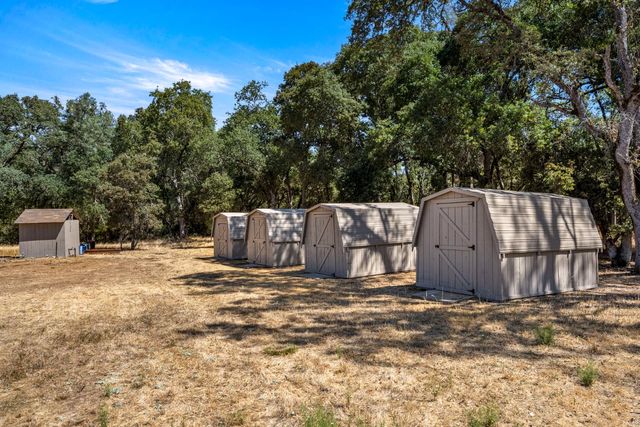 3301 Meder Rd, Shingle Springs, CA 95682