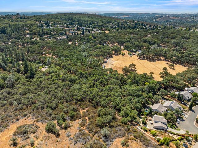 3301 Meder Rd, Shingle Springs, CA 95682