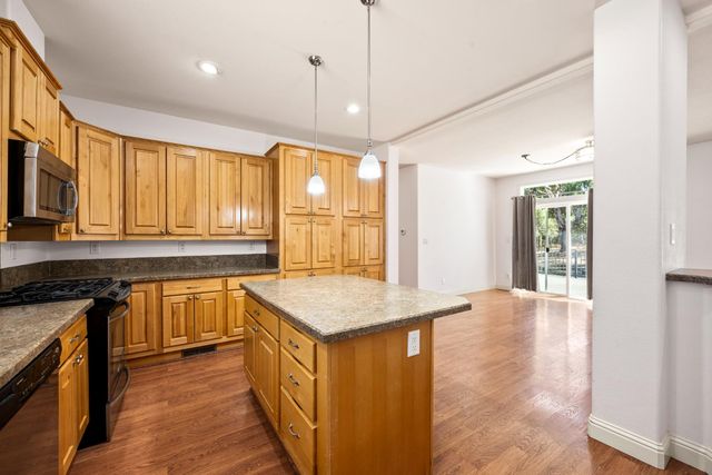 3301 Meder Rd, Shingle Springs, CA 95682