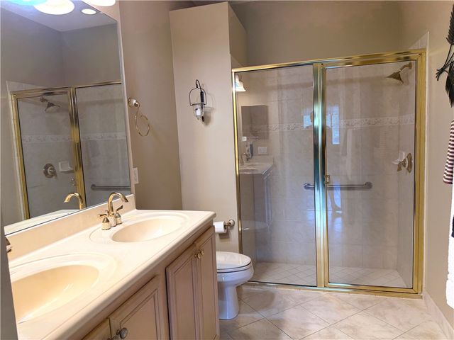 6510 Oxford Circle 101A, Vero Beach, FL 32966