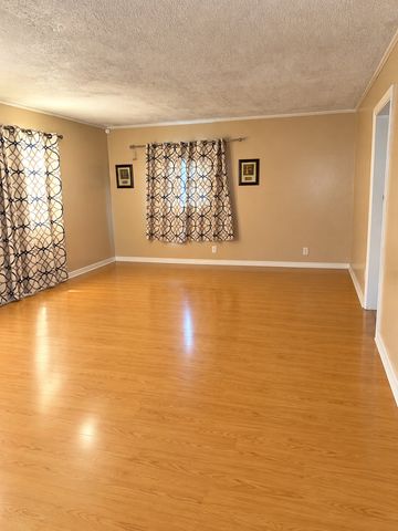 160 Monee Road, Park Forest, IL 60466