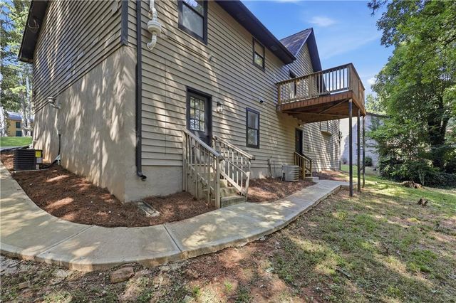 78 Regal way northwest Way, Lawrenceville, GA 30044