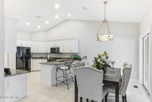 20 Queens Grant Circle SW, Shallotte, NC 28470