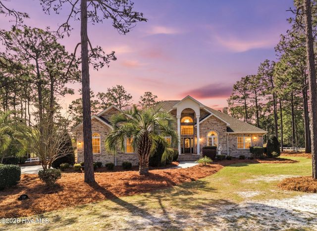 20 Queens Grant Circle SW, Shallotte, NC 28470