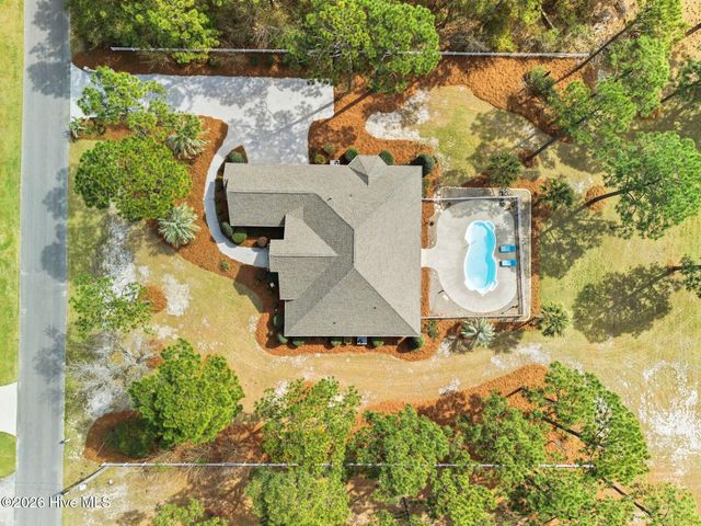 20 Queens Grant Circle SW, Shallotte, NC 28470