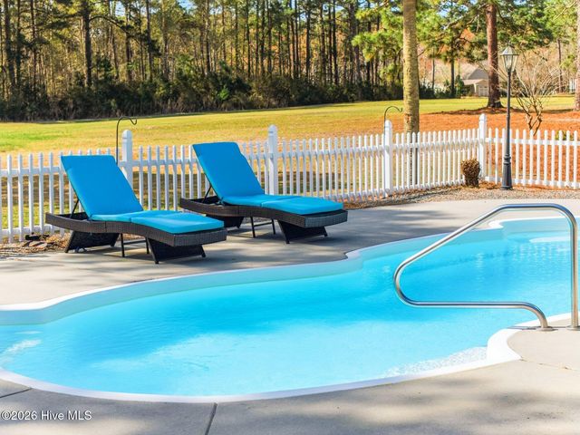 20 Queens Grant Circle SW, Shallotte, NC 28470