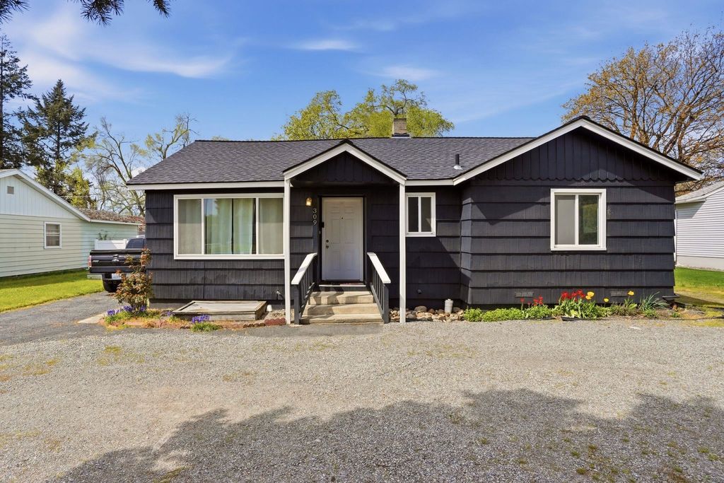 309 N McDonald Rd, Spokane, WA 99216
