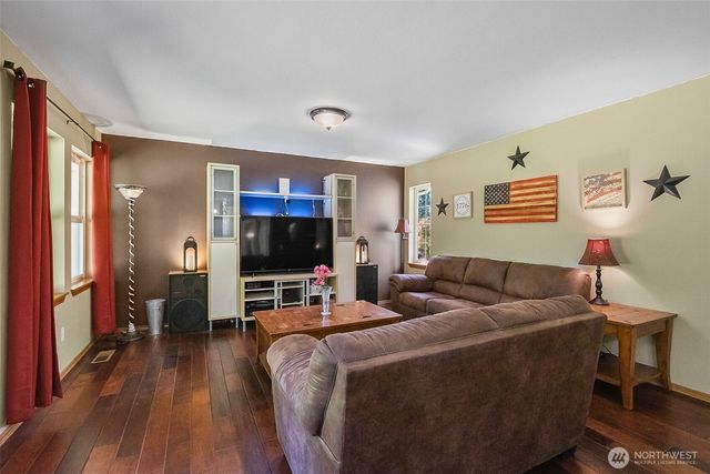 13323 78th Street NE, Lake Stevens, WA 98258
