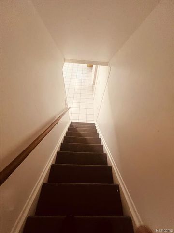 29928 Fox Grove Road, Farmington Hills, MI 48334