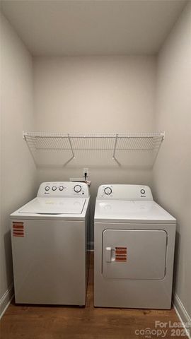 4815 Victoria Avenue, Charlotte, NC 28269