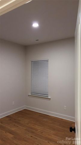 4815 Victoria Avenue, Charlotte, NC 28269