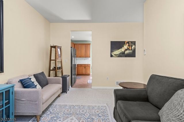 38 Brock Ln, Mount Olive Twp., NJ 07840