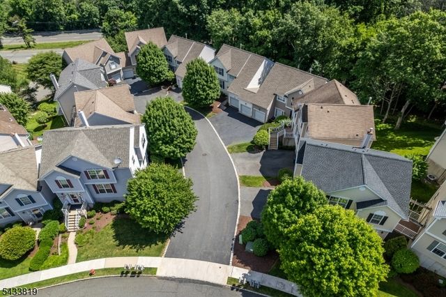 38 Brock Ln, Mount Olive Twp., NJ 07840