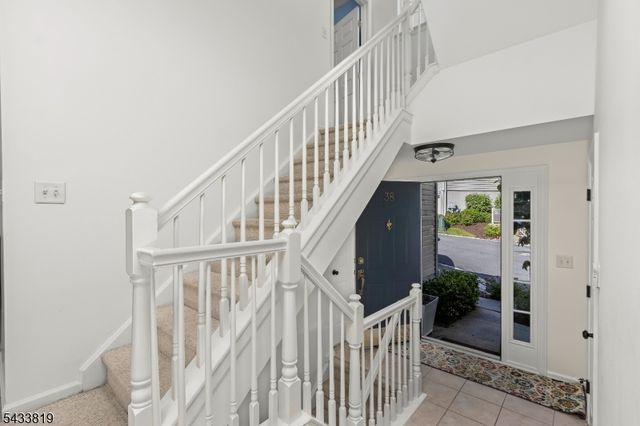 38 Brock Ln, Mount Olive Twp., NJ 07840
