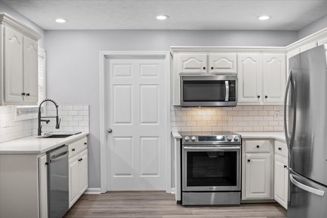 45 Bill Ct, Waverly, TN 37185