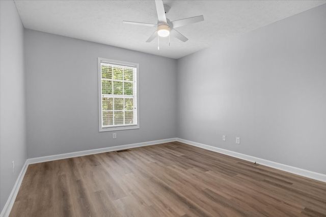 45 Bill Ct, Waverly, TN 37185