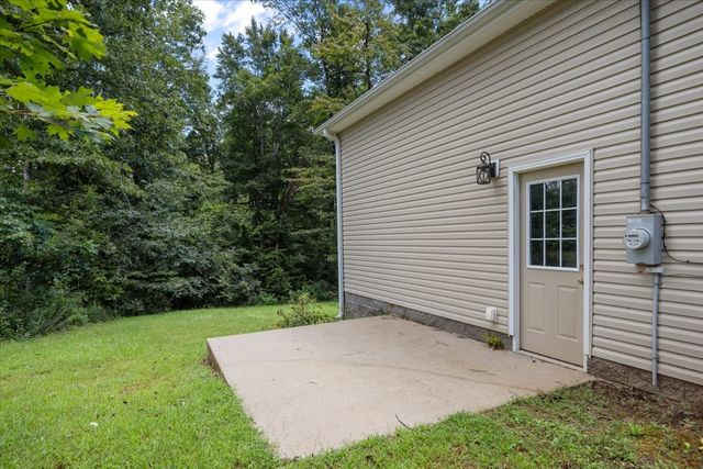 45 Bill Ct, Waverly, TN 37185