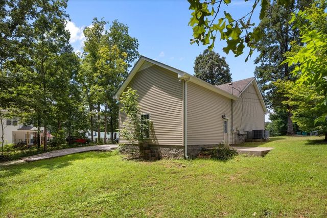 45 Bill Ct, Waverly, TN 37185