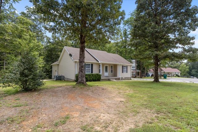 45 Bill Ct, Waverly, TN 37185