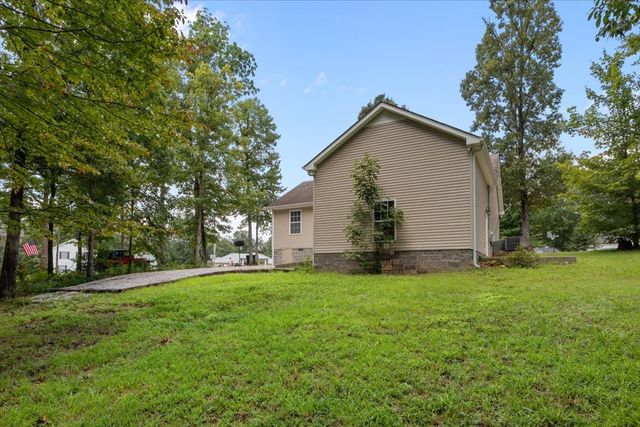 45 Bill Ct, Waverly, TN 37185